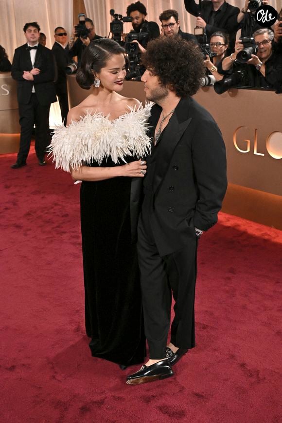 Selena Gomez et son mari Benny Blanco au photocall de la cérémonie des 83ème Golden Globes Awards à l'hôtel The Beverly Hilton de Los Angeles, Californie, Etats-Unis, le 11 janvier 2026. © Starbuck-Skupin/Action Press/Bestimage