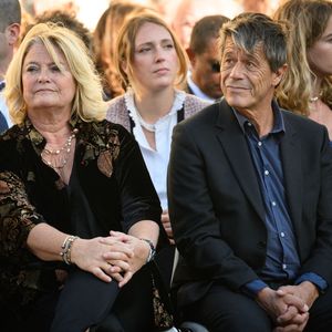 Sur Instagram, elle a écrit : "Bravo mon frère, très fière de toi."
Marina Carrère d'Encausse et Emmanuel Carrère, - Hommage national à Hélène Carrère d'Encausse aux Invalides à Paris. © Eric Tschaen / Pool / Bestimage