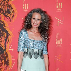 Andie MacDowell - Photocall du dîner d'ouverture du 74ème Festival International du Film de Cannes au Palm Beach à Cannes. Le 6 mai 2021 © Borde-Jacovides-Moreau / Bestimage