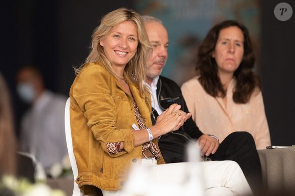 La décoratrice d'intérieur a hérité de ce "besoin de réunir" de son père

Sarah Poniatowski assiste au Jumping Eiffel à Paris, France, le 27 juin 2021. Photo by Laurent Zabulon/ABACAPRESS.COM