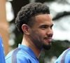 L'établissement dispose notamment d'un bar dans lequel les joueurs pourraient se détendre entre deux matchs.

Warren Zaire Emery - Le président français et la Première Dame visitent le Centre national de football de Clairefontaine, près de Paris, en France, le 2 juin 2026.

© Jeanne Accorsini/Pool/Bestimage