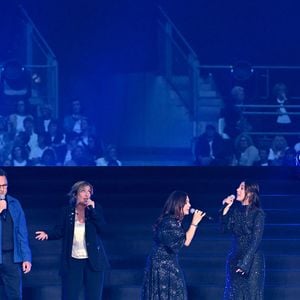Patrick Fiori, Matteu di Meglio, Gianluca Cucciari et les membres de l'Avvinta durant Corsu Mezu Mezu, le concert emmené par Patrick Fiori qui a eu lieu au stade Orange Vélodrome à Marseille, le 22 mai 2026, diffusé le 28 août sur France 3.. © Bruno Bebert/Bestimage