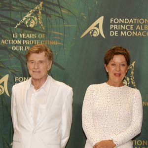 Robert Redford, sa femme Sibylle Szaggars - Cérémonie de Remise des Prix de la Fondation Prince Albert II de Monaco, au Grimaldi Forum, à Monaco, le 29 octobre 2021. © Claudia Albuquerque/Bestimage