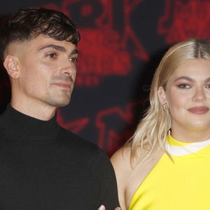 Louane et Florian Rossi sont les heureux parents d'Esmée.

Florian Rossi et sa compagne Louane Emera lors de la 23ème édition des NRJ Music Awards 2021 au Palais des Festivals de Cannes.
© Rachid Bellak/Bestimage