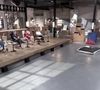 Un juré de l'émission, habituellement imperturbable à la télévision, a été submergé par l’émotion dans une vidéo dévoilée par l’Institut national de l'audiovisuel.

"Qui veut être mon associé ?" met en avant des entrepreneurs en quête d’investissements.
Capture d'écran de "Qui veux être mon associé ?" sur M6