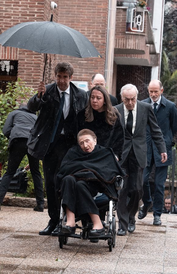 Margarita Borbon (Margarita de Bourbon), Carlos Zurita - Funérailles de la princesse Irène de Grèce et de Danemark en la cathédrale orthodoxe grecque Saint-André-et-Saint-Démétrius. Madrid - 17 janvier 2026