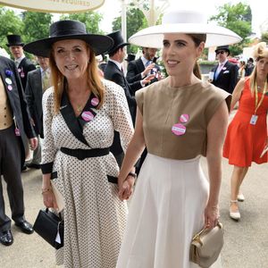 La duchesse d'York et la princesse Eugénie assistent à la quatrième journée du Royal Ascot 2025, à l'hippodrome d'Ascot, dans le Berkshire, au Royaume-Uni, le 20 juin 2025. © Peters Doug/EMPICS Entertainment/ABACAPRESS.COM