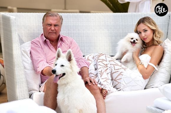Engagée pour la cause animale, elle a récemment participé à la Marche des animaux à Nice et souhaite poursuivre cet engagement.

Exclusif - le prince Charles de Bourbon des Deux-Siciles, la princesse Maria Chiara de Bourbon des Deux-Siciles lors d'un rendez-vous photo au Chateau de Saint-Tropez le 28 août 2024. Les princesses vont soutenir la première édition de l'événement de l'association Rokethon. 

© Claudia Albuquerque / Bestimage