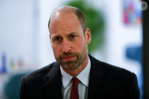 Le prince William, prince de Galles, inaugure le Centre Rob Burrow pour la maladie de Charcot à l'hôpital Seacroft de Leeds, le 20 novembre 2025. Sur place, le prince est accueilli par Lindsey Burrow, veuve du regretté joueur de rugby à XIII R.Burrow. Photo par PA Photo/ Bestimage