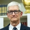 Tim Cook quitte Apple après 15 ans de bons et loyaux services : qui est son successeur et comment s’est jouée cette transition historique ?