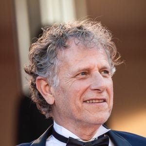 Charles Berling - Montée des marches du film "La vie d’une femme" lors du 79ème Festival International du Film de Cannes, le 13 mai 2026.
© Jacovides-Moreau / Bestimage
