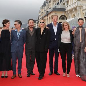 Dans les pages de "Madame Figaro", l’acteur y apparaît comme un voyageur curieux, souvent entre Paris, les États-Unis et Vienne pour ses projets artistiques. 

Joséphine Japy, Sara Giraudeau, Barbara Schulz, Mathieu Demy, Charlotte Colbert, Guillaume Gallienne, Emmanuel Porcq, Nicolas Altmayer, Anna Novion et Clément Ducol - 39ème édition du festival du film romantique de Cabourg.
© Coadic Guirec/ Bestimage