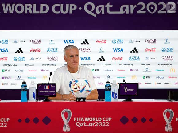 Didier Deschamps, sélectionneur de l'équipe de France, réagit lors d'une conférence de presse à la veille du match du groupe D entre la France et l'Australie lors de la Coupe du monde 2022 à Doha, au Qatar, le 21 novembre 2022. Photo Wang Lili/Xinhua/ABACAPRESS.COM