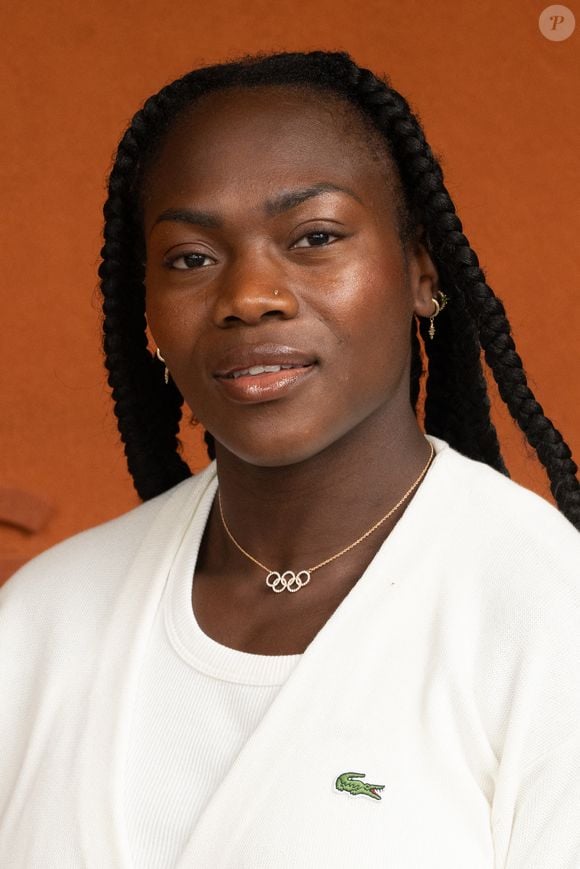 Clarisse Agbegnenou prend la pose à Roland Garros pour les Internationaux de France le 7 juin 2025, à Paris, France. Photo par Laurent Zabulon/ABACAPRESS.COM