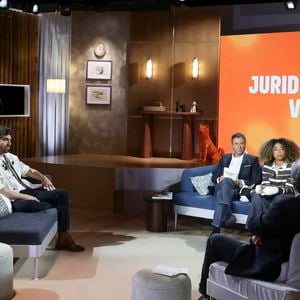 Exclusif - Agustin Galiana sur plateau de la nouvelle émission "Animalement Vôtre" présentée par Bernard Montiel et diffusée le 23 novembre sur France 3

Jack Tribeca / Bestimage