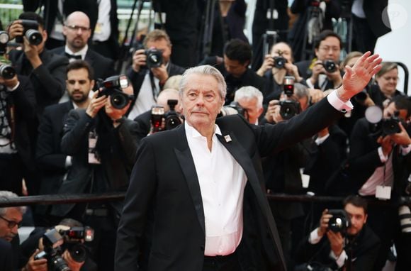 Alain Delon était un monstre sacré du cinéma français

Alain Delon - Montée des marches du film "A Hidden Life" lors du 72ème Festival International du Film de Cannes. © Denis Guignebourg/Bestimage