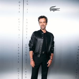 Romain Duris au photocall de la soirée Lacoste X Chien 51 au club Silencio en marge du 78ème Festival International du Film de Cannes, France, le 17 mai 2025. © BFA/Backgrid/Bestimage