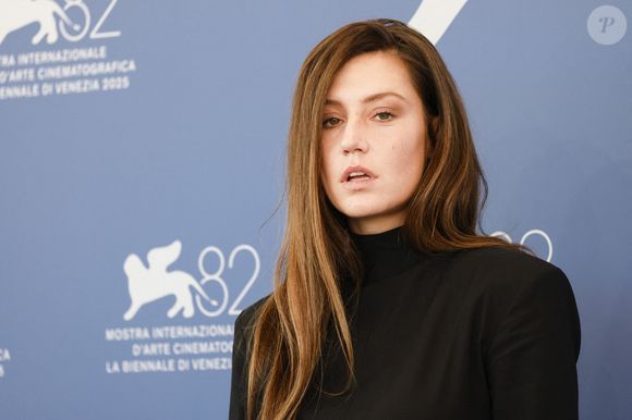 Adèle Exarchopoulos pose au photocall du film "Chien 51" lors de la 82ème Mostra de Venise le 06 septembre 2025 à Venise, Italie. Photo by Marco Piovanotto/Abacapress.com