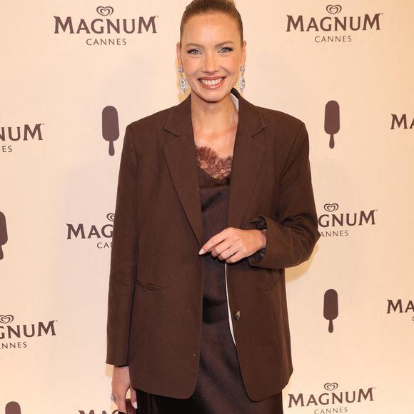 Amandine Petit pose lors de la soirée « The House of Magnum » organisée dans le cadre du 79e Festival de Cannes, au Palais Stéphanie à Cannes, en France, le 14 mai 2026.