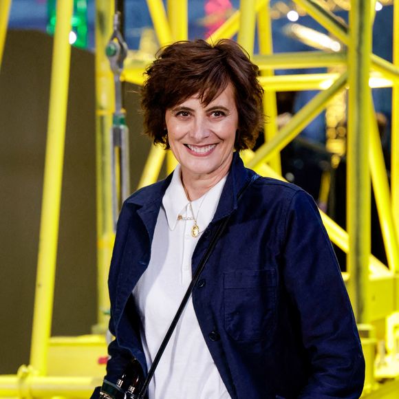 Inès de La Fressange au photocall du défilé Chanel Collection Femme Prêt-à-Porter Automne/Hiver 2026-2027 lors de la Fashion Week de Paris (PFW) au Grand Palais, à Paris, France, le 9 mars 2026. © Olivier Borde/Bestimage