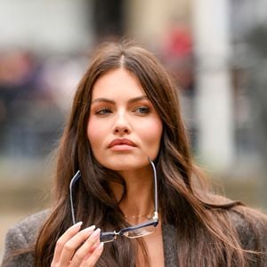 Thylane Blondeau aux arrivées du défilé Miu Miu Collection Femme Prêt-à-Porter Printemps/Eté lors de la Fashion Week de Paris (PFW), au Conseil Économique, social et environnemental, Palais d'lena, à Paris, France.

© Pierre Perusseau/Bestimage