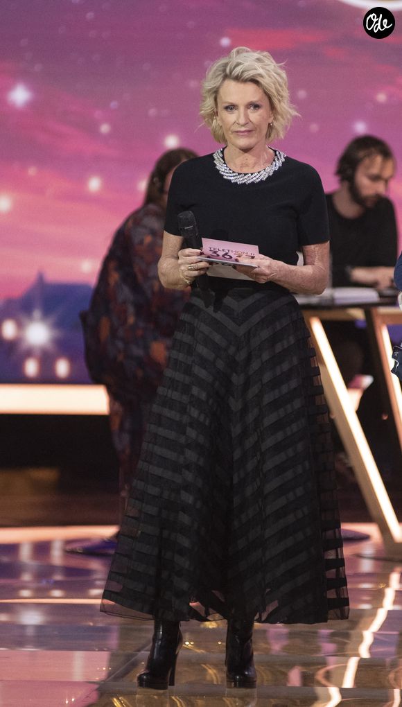 Très attachée à cette région de son enfance, l’animatrice a quitté les lieux "le cœur lourd".

Sophie Davant lors du 39e Téléthon, le plus grand événement annuel de collecte de fonds en France, avec 30 heures de diffusion télévisée en direct, le 6 décembre 2025 au Studio du Lendit, à La Plaine-Saint-Denis (93), en France. Photo de Vincent Gramain/ABACAPRESS.COM