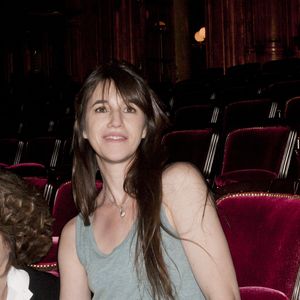 Avant sa mort, elle avait adressé un message fort à ses filles, qui a profondément marqué Charlotte.


Exclusif - Jane Birkin en concert "Jane Birkin chante Serge Gainsbourg via Japan" a l'opera Garnier de Monte-Carlo le 09/02/2013. 
Gabrielle Crawford / Bestimage