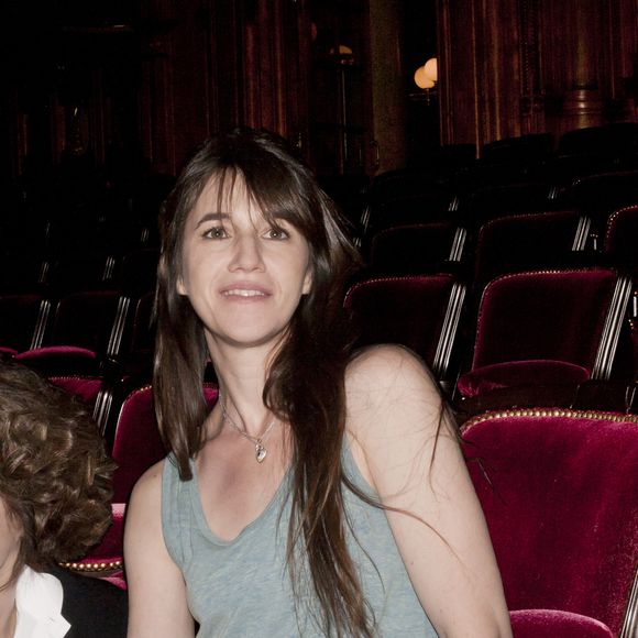 Avant sa mort, elle avait adressé un message fort à ses filles, qui a profondément marqué Charlotte.


Exclusif - Jane Birkin en concert "Jane Birkin chante Serge Gainsbourg via Japan" a l'opera Garnier de Monte-Carlo le 09/02/2013. 
Gabrielle Crawford / Bestimage
