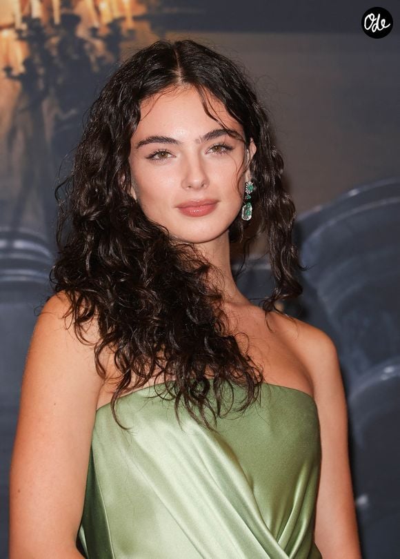 Deva Cassel - Avant-première du film "Le Fantôme de l'Opéra" au cinéma Pathé Palace à Paris le 12/10/2026. © Coadic Guirec/Bestimage