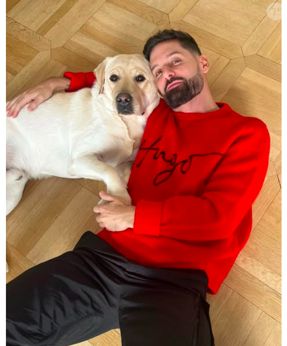 Hugo Manos et son chien, photo partagée sur Instagram le 5 janvier 2024.