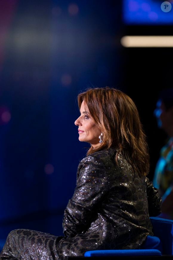 Exclusif - Faustine Bollaert lors de l'enregistrement de l'émission "La Boîte à secrets", présentée par F.Bollaert et diffusée le 26 septembre 2025 sur France 3, dans les studios du Lendit à Saint-Denis, Seine Saint-Denis, France, le 8 septembre 2025. © Pierre Perusseau/Bestimage