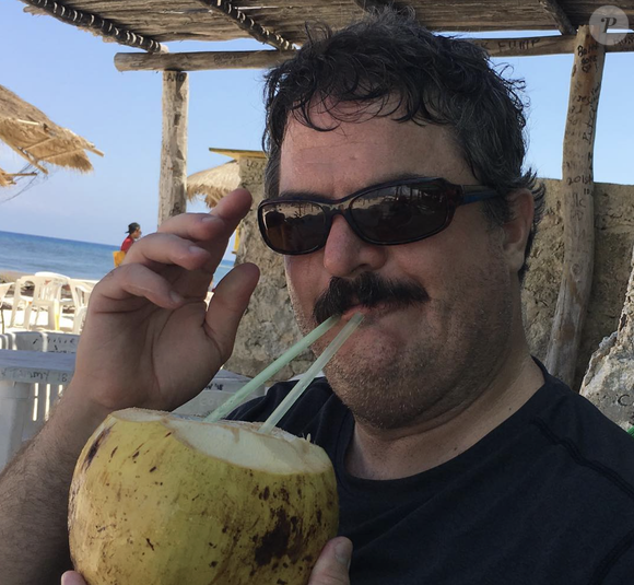 Concrètement, les muscles de Steven W. Bailey se fatiguent et l'acteur pourrait finir en fauteuil roulant.

Instagram @stevenwbailey