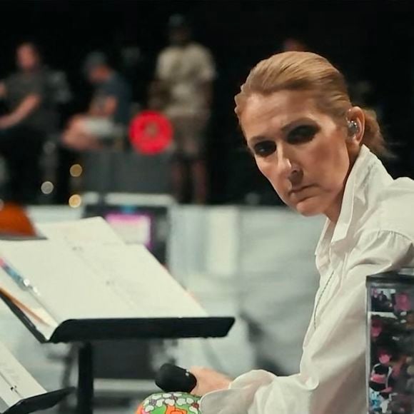 Atteinte du syndrome de la personne raide, l'artiste bénéficie d'une logistique médicale et technique sur mesure.

Extrait du documentaire "I am : Celine Dion" sur Prime Video.

© Bestimage JLPPA