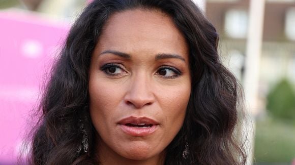 Cindy Fabre dénonce ses rapports difficiles avec d'anciennes Miss France : "Ca peut détruire des familles..."