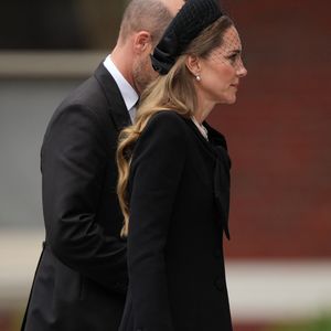 Le prince William et son épouse Kate Middleton ont rejoint Charles pour l’événement.

Le prince William, prince de Galles, et Catherine (Kate) Middleton, princesse de Galles - Les membres de la famille royale assistent aux funérailles de la duchesse de Kent, à la cathédrale Westminster, à Londres, au Royaume-Uni, le 16 septembre 2025. © Julien Burton / Bestimage