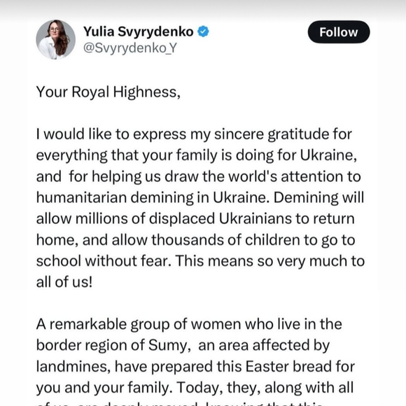 Ce dessert a une forte valeur symbolique, car il est fabriqué avec de la farine issue de champs déminés.

Capture Instagram Meghan Markle