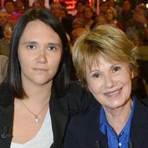 Miou-Miou et sa fille Jeanne Herry - Enregistrement de l'émission "Vivement Dimanche" à Paris le 4 février 2015. Photo par COADIC GUIREC / BESTIMAGE