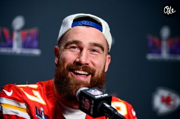 Photo d'archive datée du 07-02-2024 de Travis Kelce. « Swift Delivery » devrait permettre de sceller l'histoire d'amour entre la star de la NFL Travis Kelce et les courses hippiques lorsqu'il tentera de remporter le Derby de l'Ontario à Woodbine, au Canada, ce week-end. Le tight end des Kansas City Chiefs – également connu pour être le compagnon de la célèbre auteure-compositrice-interprète Taylor Swift – a contribué à combler une place vacante sur la liste des propriétaires du cheval après avoir assisté au Kentucky Derby plus tôt dans l’année. Date de publication : jeudi 17 octobre 2024. ... Photo d'archive de Travis Kelce ... 17-10-2024 ... Las Vegas ... Copyright : PA Wire/PA Wire. Numéro de référence unique : 77832536 ... Voir l'article de PA « RACING Swift ». Crédit photo : PA Wire/PA Wire.
