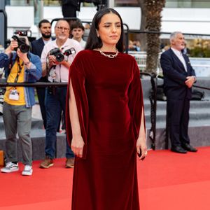 Hafsia Herzi lors de la montée des marches du film "La Petite Derniére" lors du 78ème Festival International du Film de Cannes au Palais des Festivals à Cannes, France, le 16 mai 2025. © Jacovides-Moreau/Bestimage