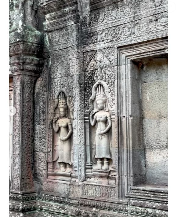 Nathalie Péchalat immortalise ses vacances au Cambodge (Capture d'écran 19 août 2025)