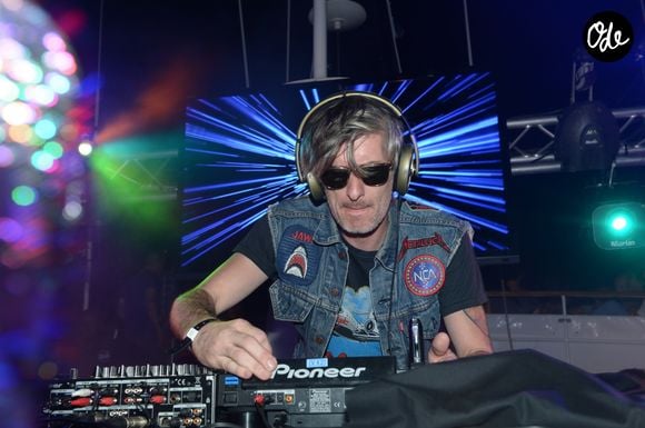 Le musicien était âgé de seulement 50 ans

Kavinsky - Soiree Axe Boat a cote du Palais des Festivals dans le port de Cannes, le 3 aout 2013.  
Crédit : RACHID BELLAK / BESTIMAGE