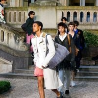 Fashion Week : Costumes réinventés et élégance audacieuse, voici à quoi ressemble la nouvelle collection de Dior