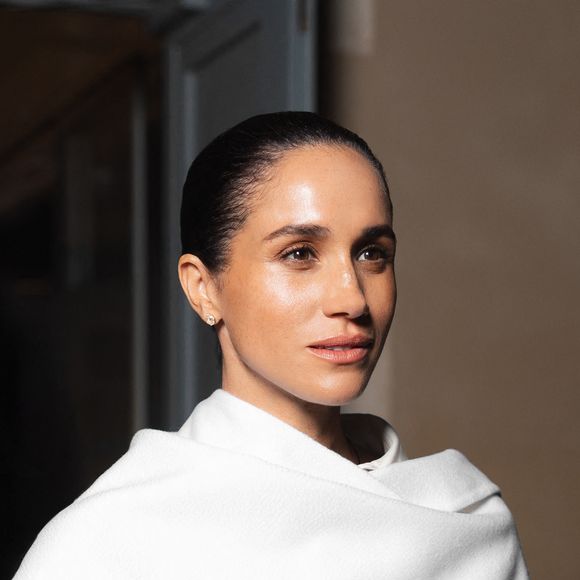 Meghan Markle a fait une apparition très remarquée à Paris.

Meghan Markle, duchesse de Sussex, au défilé Balenciaga lors de la Fashion Week de Paris (PFW), au centre Laennec, à Paris, France. © Tiziano Da Silva/Bestimage