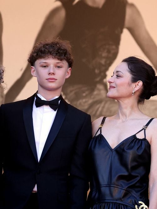 Le fils de Marion Cotillard et Guillaume Canet tourne encore avec ses parents : "Il avait envie de continuer. C'est sa décision"