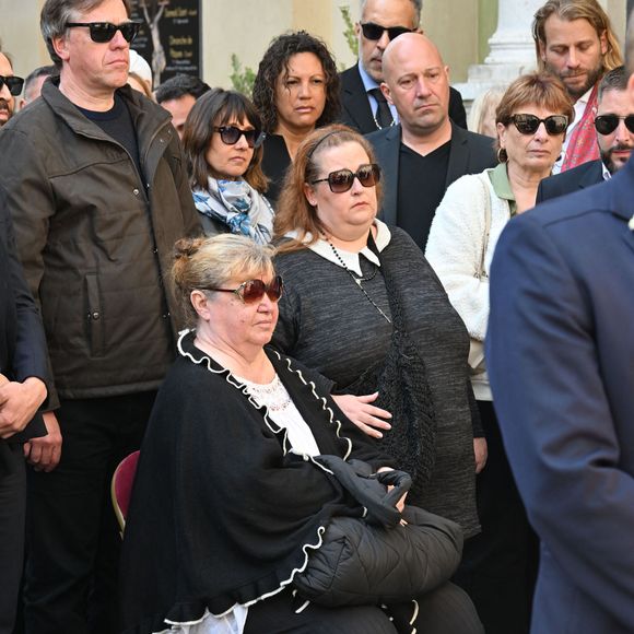 Alexia Laroche-Joubert, Julie et Christophe Mercy, Violette Petrucciani (mère de Loana) - Sorties des obsèques de Loana Petrucciani en la cathédrale Sainte-Réparate à Nice le 10 avril 2026. © Bruno Bebert/Bestimage