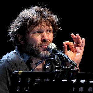 La justice française a rouvert l’enquête sur la mort de Krisztina Rády, épouse de Bertrand Cantat, en se fondant sur de nouveaux éléments issus d’un documentaire diffusé sur Netflix.

Bertrand Cantat (ex-membre du groupe "Noir Désir" et actuel membre du groupe "Détroit") fait une pause dans sa carrière musicale et se lance dans une tournée de lecture de textes poétiques avec deux musiciens autour de lui. Son nouveau spectacle de lecture (Condor Live) est tiré du livre "Condor" de Caryl Ferey. C'est une oeuvre allégorique et hallucinée, d'un couple fuyant la mort dans le Chili d'après Pinochet. Cenon.
© Patrick Bernard/ Bestimage