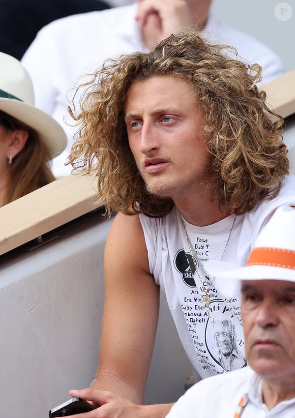 Joalukas Noah dans les tribunes lors des Internationaux de France de Tennis de Roland Garros 2023. Paris, le 7 juin 2023. © Jacovides-Moreau / Bestimage