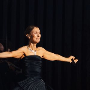 Celine Dion, tenue et bijoux Boucheron, lors de son premier concert à la Plénitude Arena à Paris La Défense le 12 septembre 2026. Agence / Bestimage