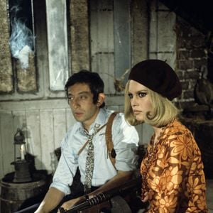 Serge Gainsbourg et Brigitte Bardot lors du duo pour la chanson "Bonnie and Clyde". Le 15 novembre 1967 © Bernard Leguay via Bestimage