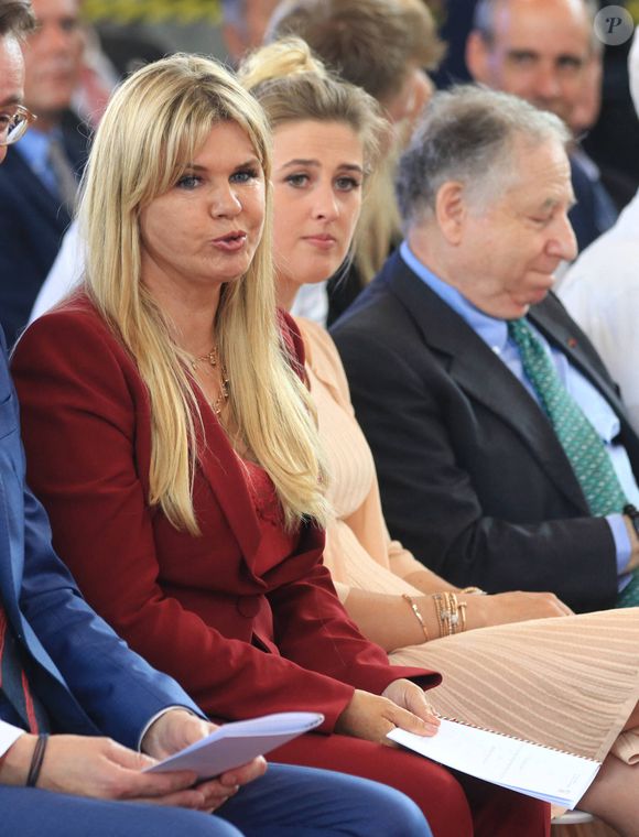 Corinna Schumacher, Gina Schumacher - Attribution du prix d'État de l'État de Rhénanie du Nord-Westphalie à Michael Schumacher à Motorworld à Cologne, Allemagne, le 20 juillet 2022. Dana Press / Bestimage
